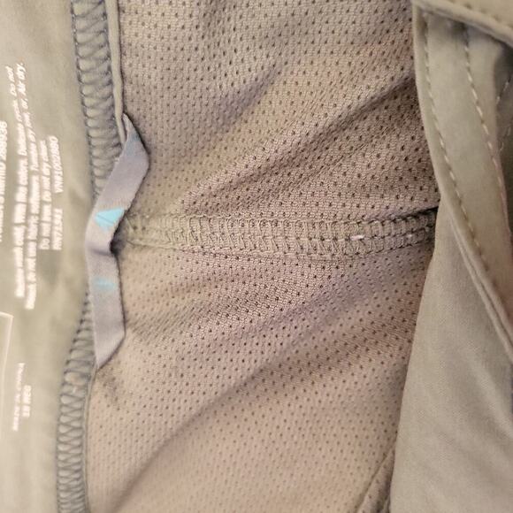 L.L.Bean Water-Repellent Comfort Trail Skort Mid-Rise - Picture 4 of 4